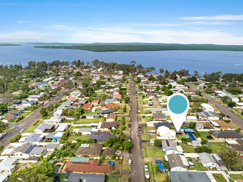 Real Estate For Sale 51 Campbell Parade Mannering Park , NSW