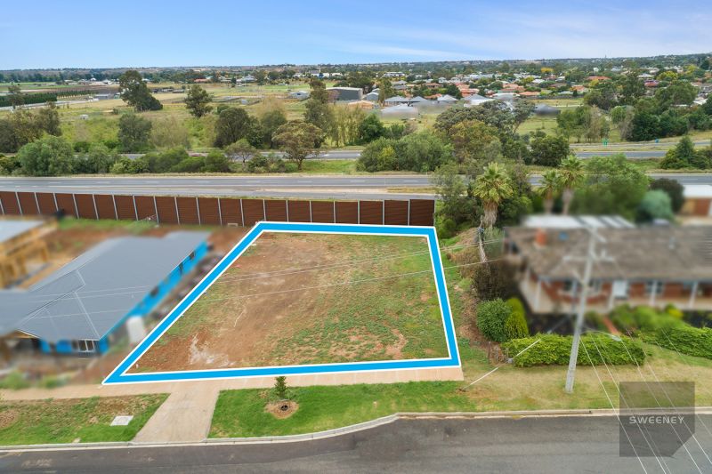 9D Holts Lane, Darley Sweeney Estate Agents