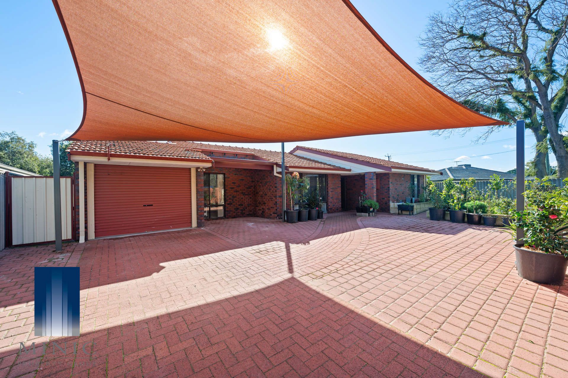 Real Estate For Sale 30 Burslem Drive Thornlie , WA