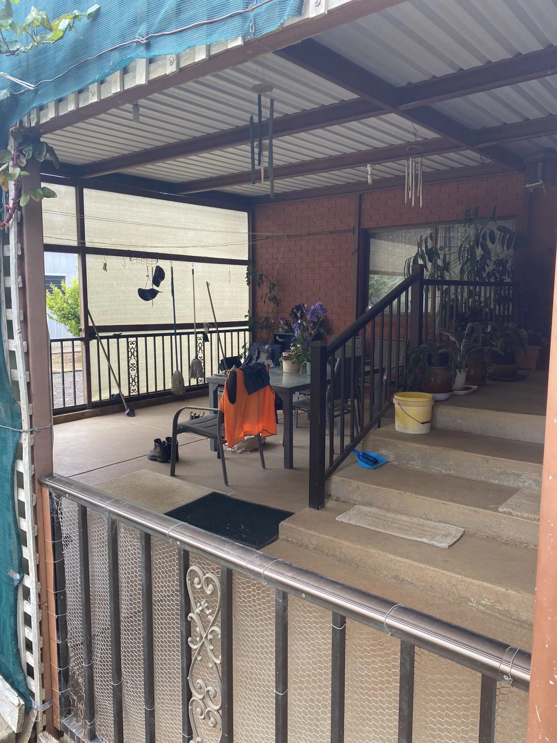 85 Gard Road, MOUNT COTTRELL Sweeney Estate Agents