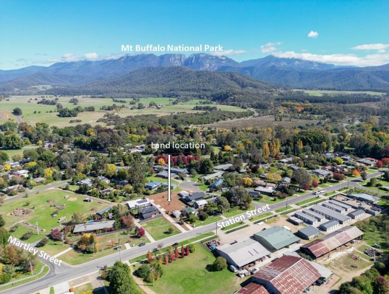 3/3234 Station Street, Porepunkah Dickens Real Estate