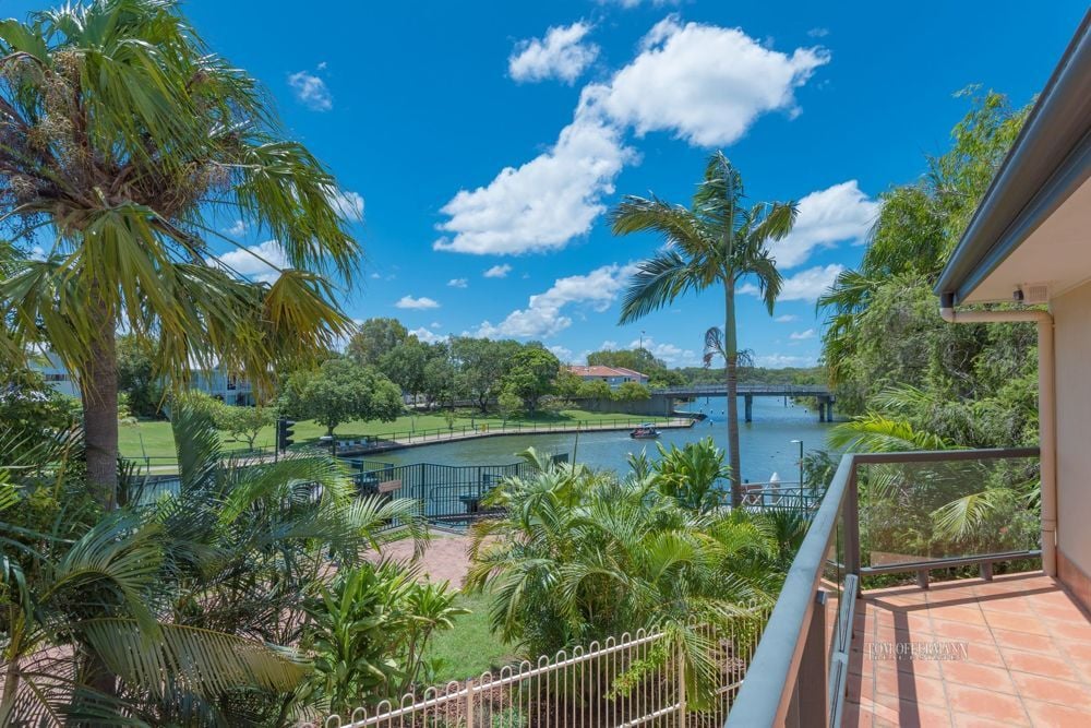 Real Estate For Sale 1/19 Laburnum Crescent Noosaville , QLD