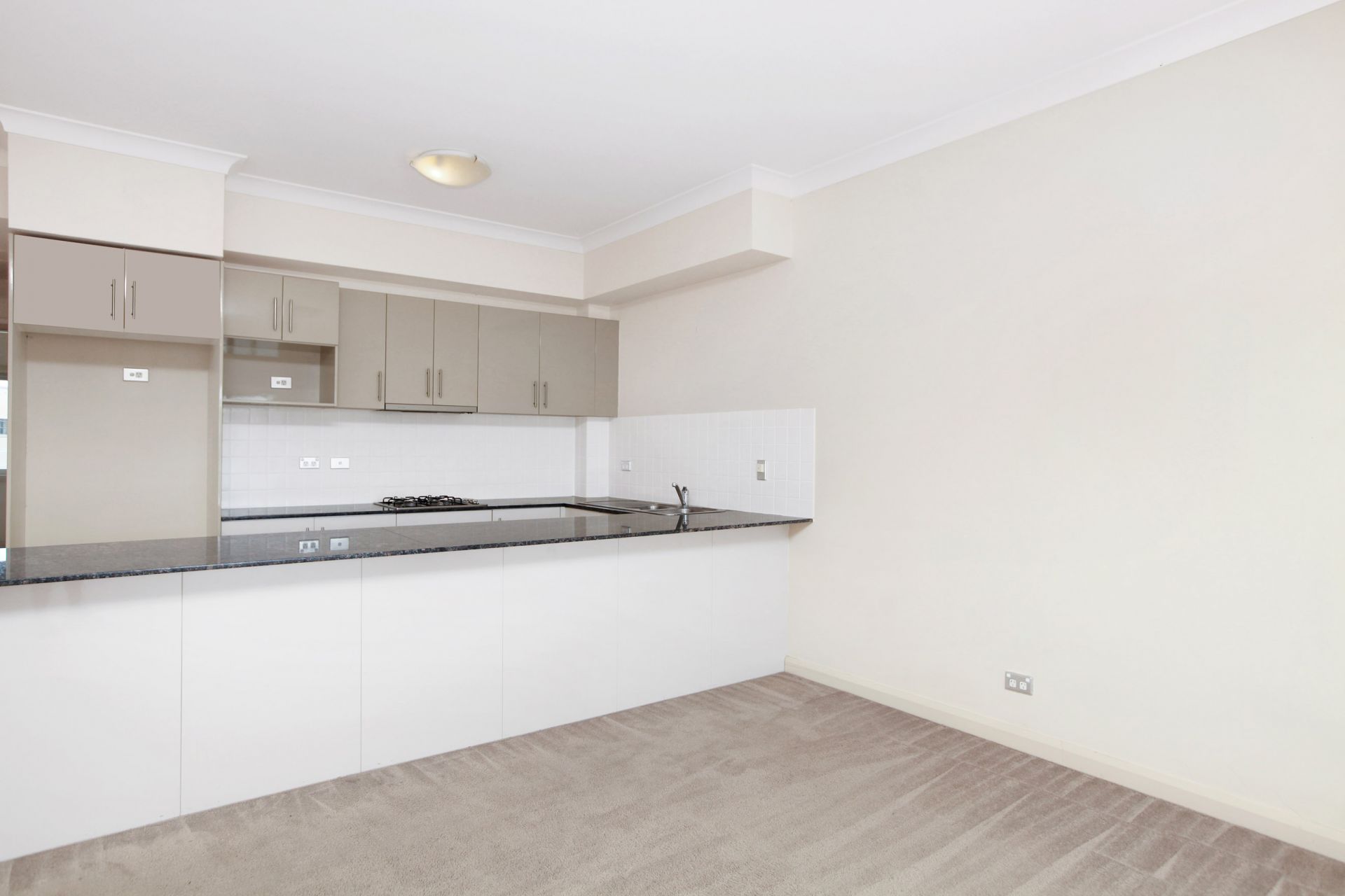 Real Estate For Lease 20/2 Bridge Road Stanmore , NSW