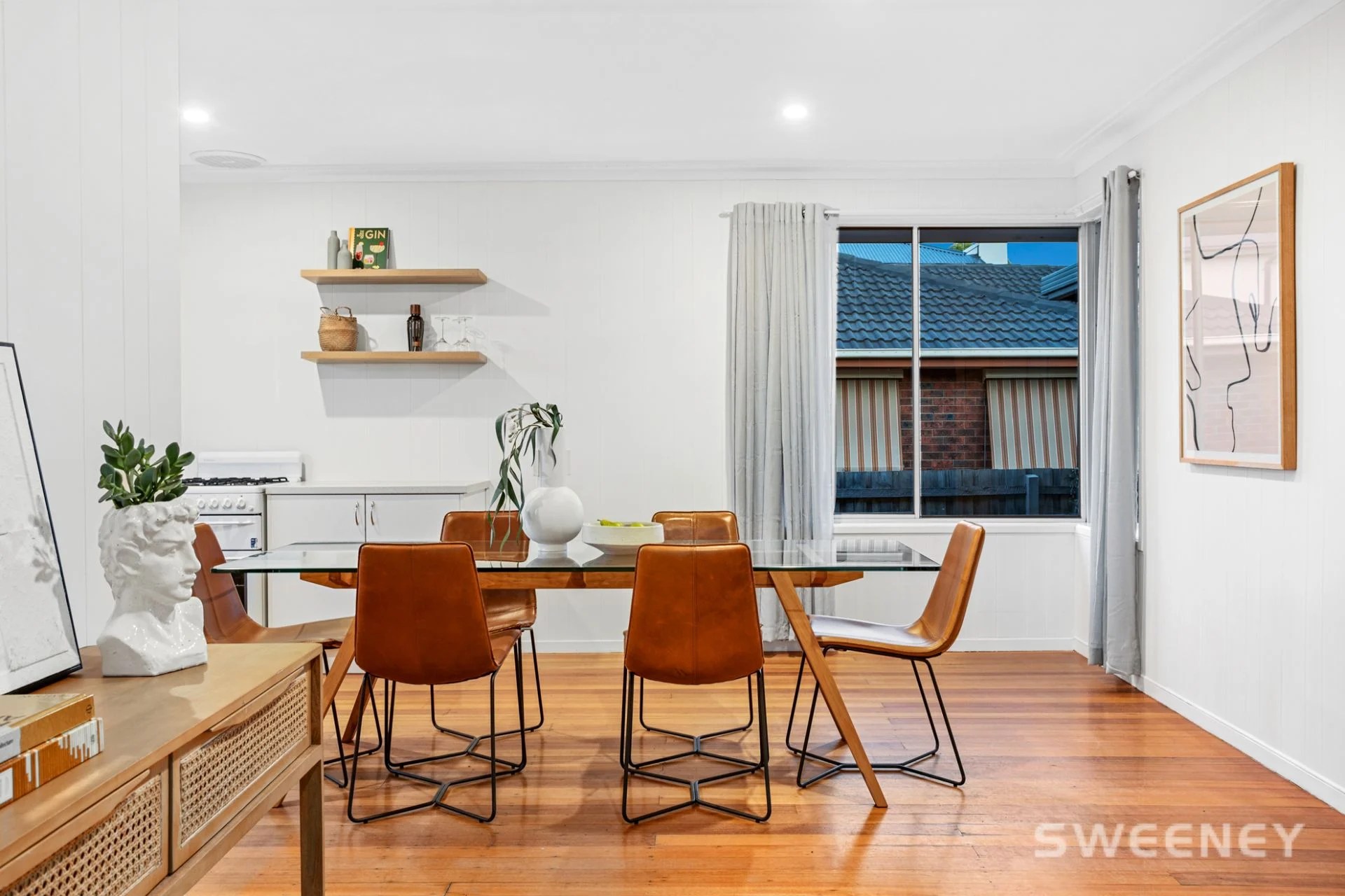 92 McIntyre Drive, ALTONA Sweeney Estate Agents