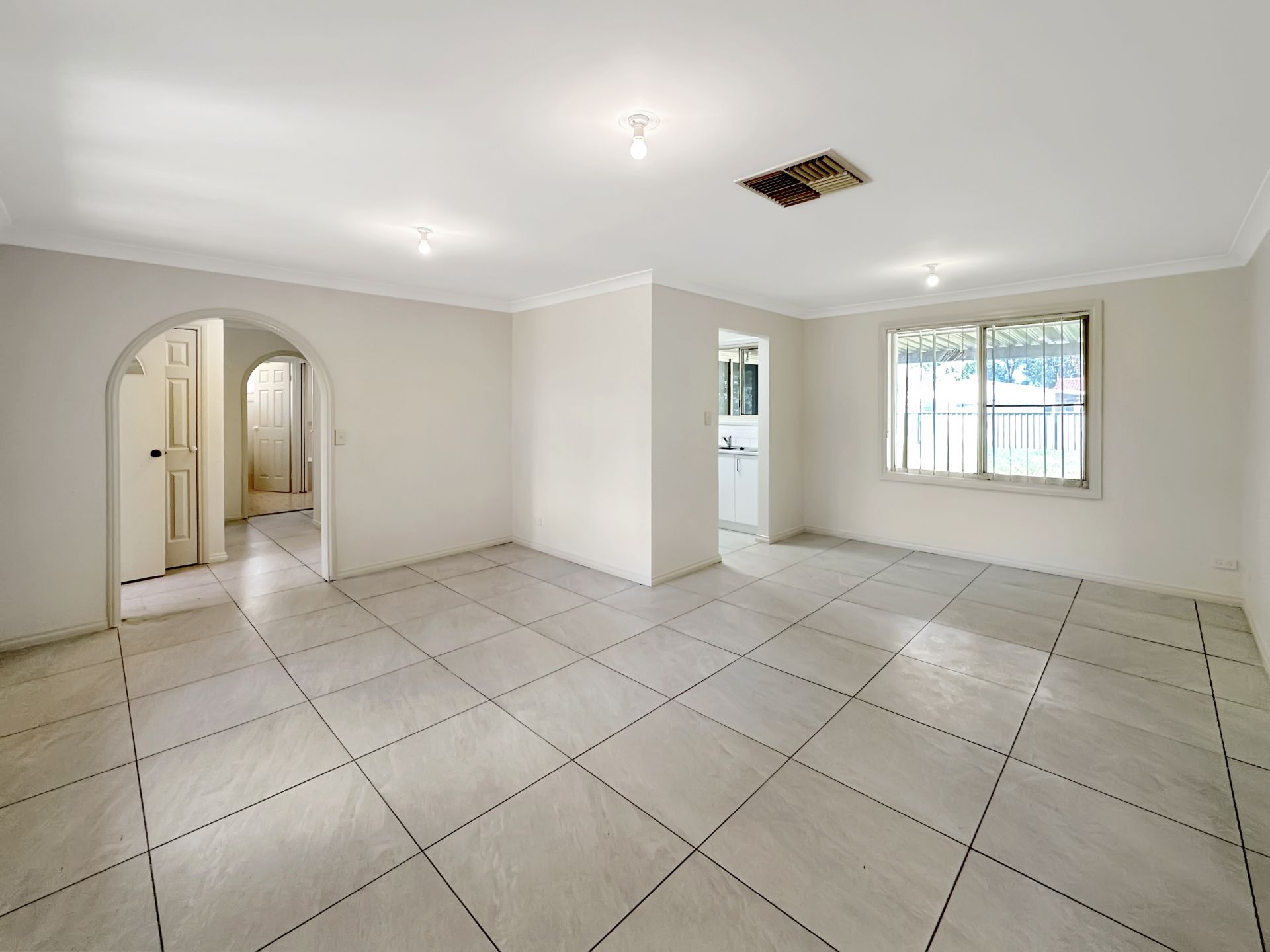 4 Canterbury Court, Dubbo Bob Berry Real Estate