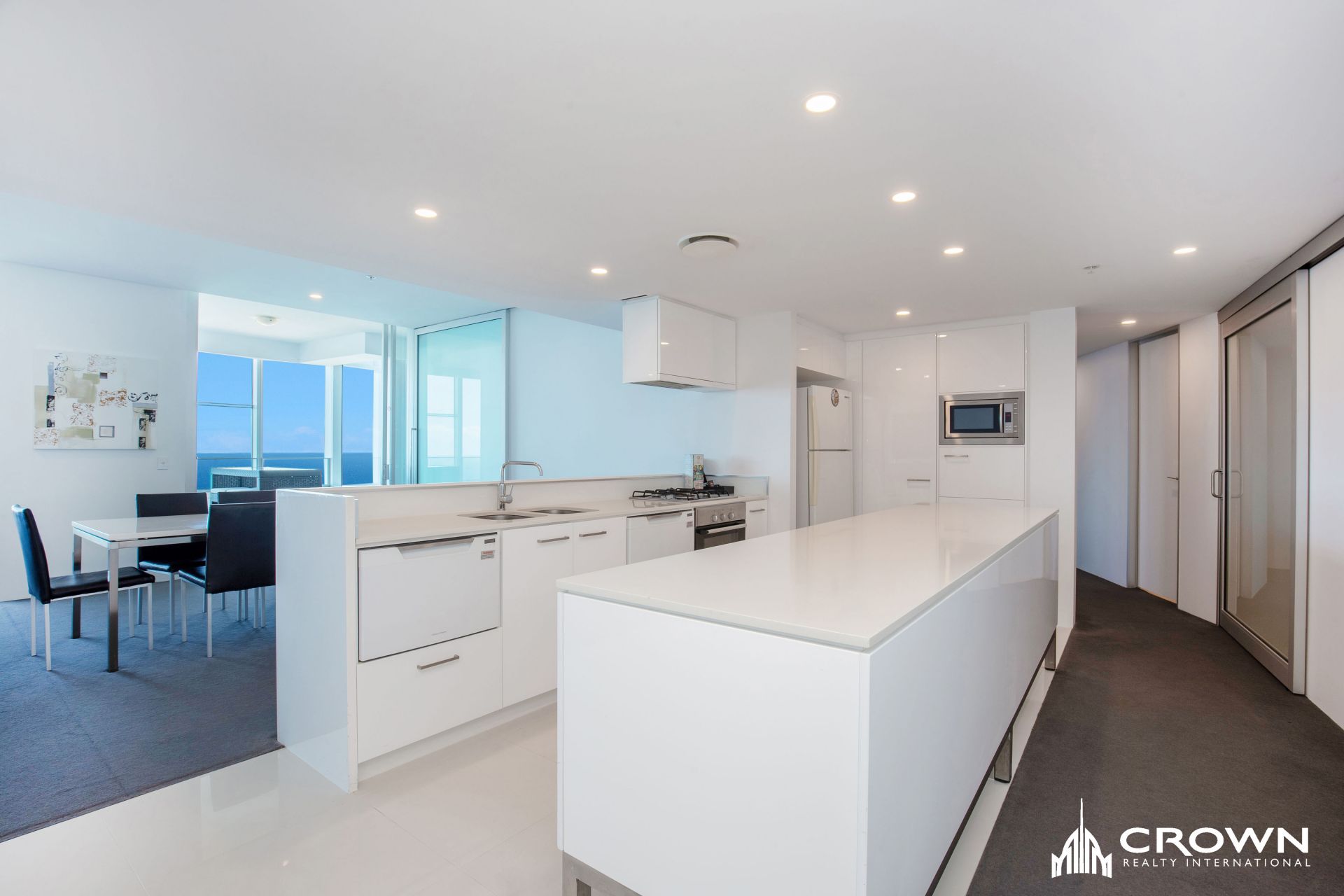 Level 54/5403/'Q1' 9 Hamilton Avenue, SURFERS PARADISE Crown Realty International