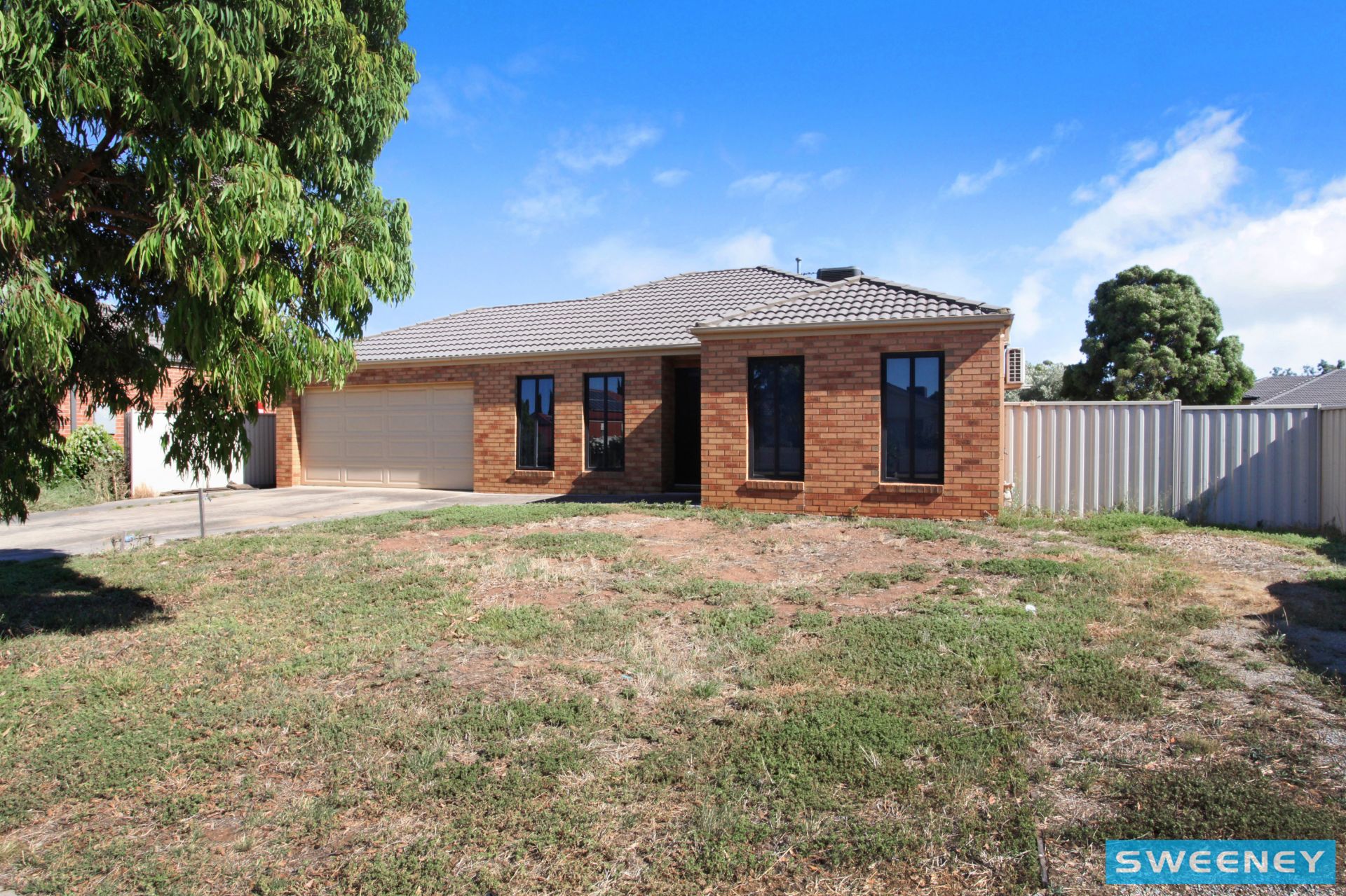 7 Daintree Retreat, Caroline Springs Sweeney Estate Agents