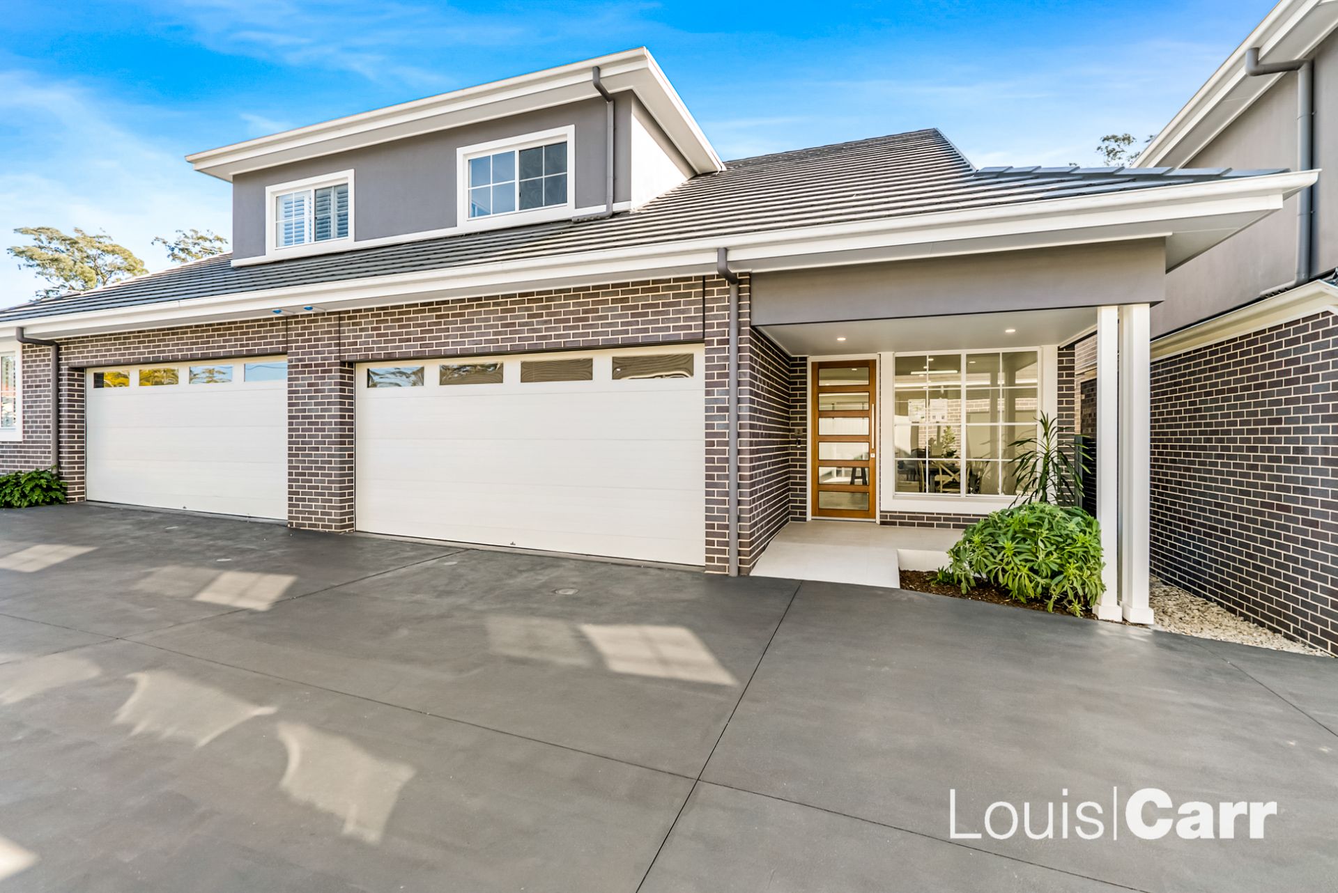 2/1820 Cardinal Avenue, Beecroft Louis Carr