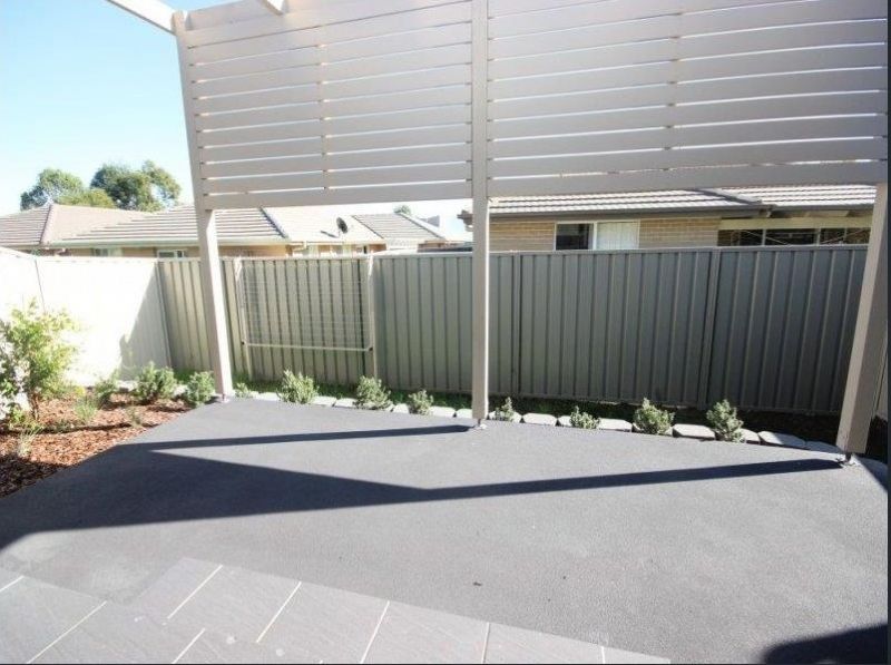 Real Estate For Lease 11 Dahlia Avenue Hamlyn Terrace , NSW