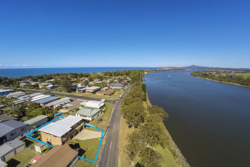 Real Estate For Sale 8 River Street Mylestom , NSW