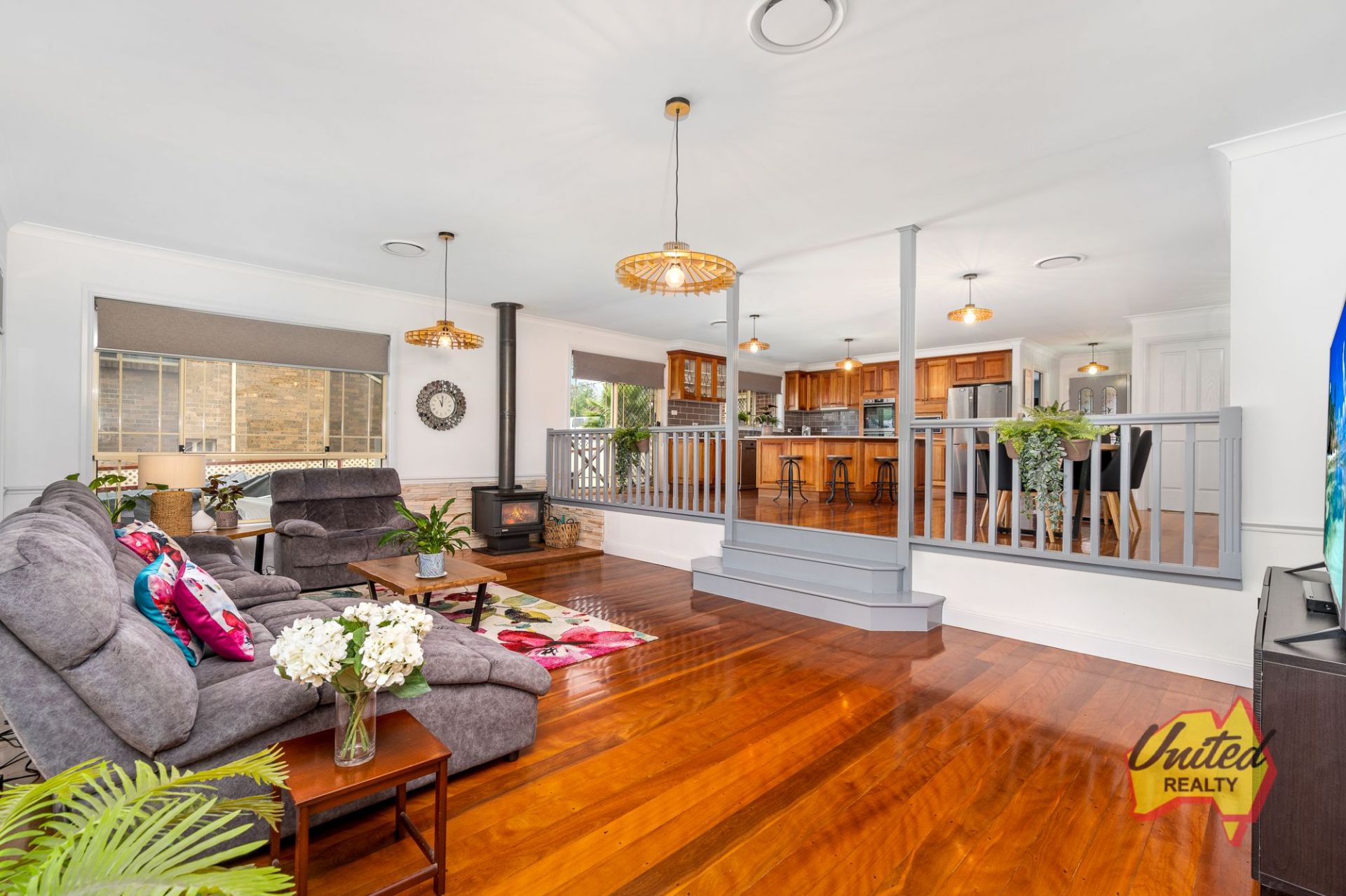 28 Moore Road, Oakdale United Realty