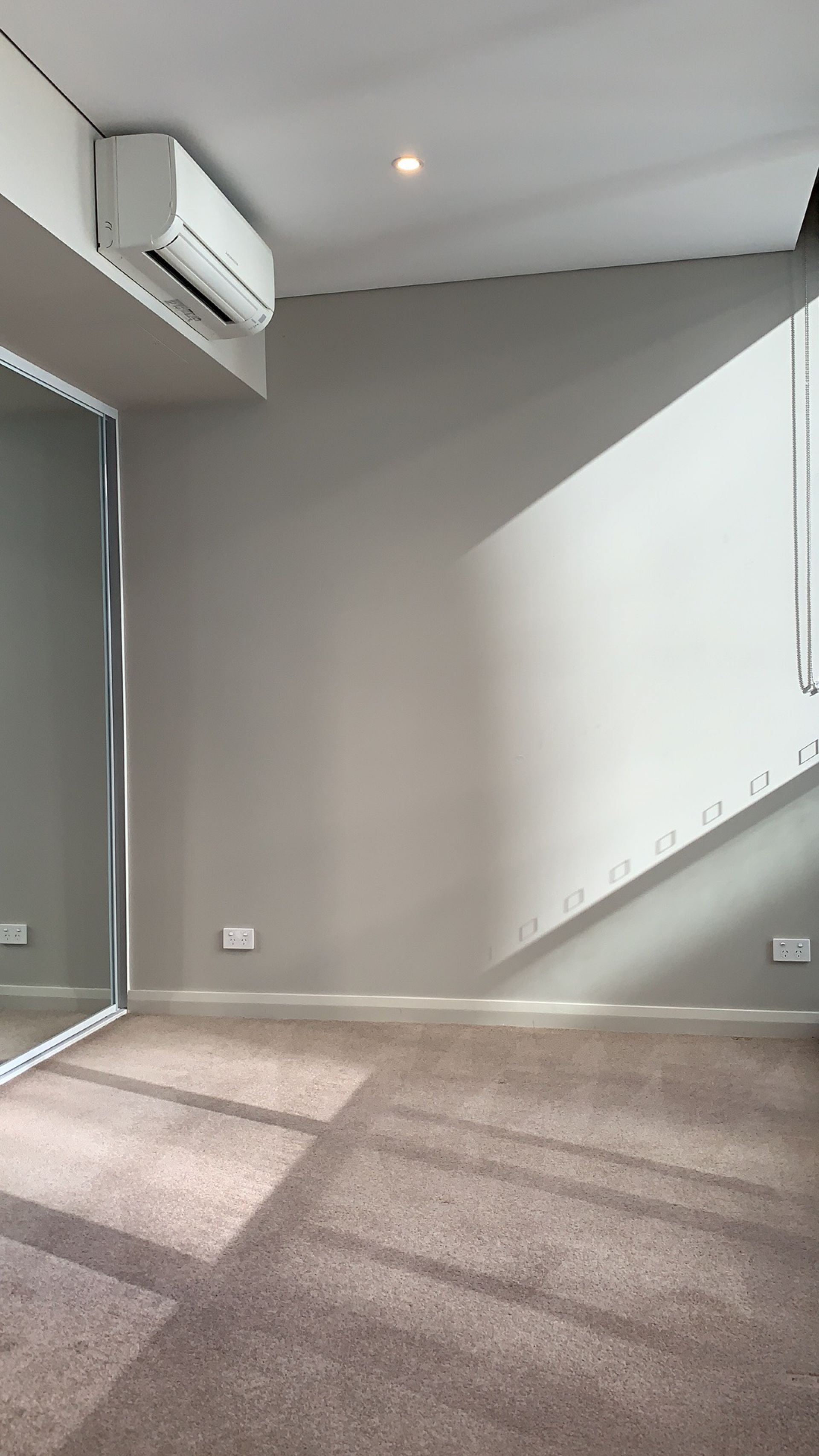 803/1 Wentworth Place, Wentworth Point Victory Lease