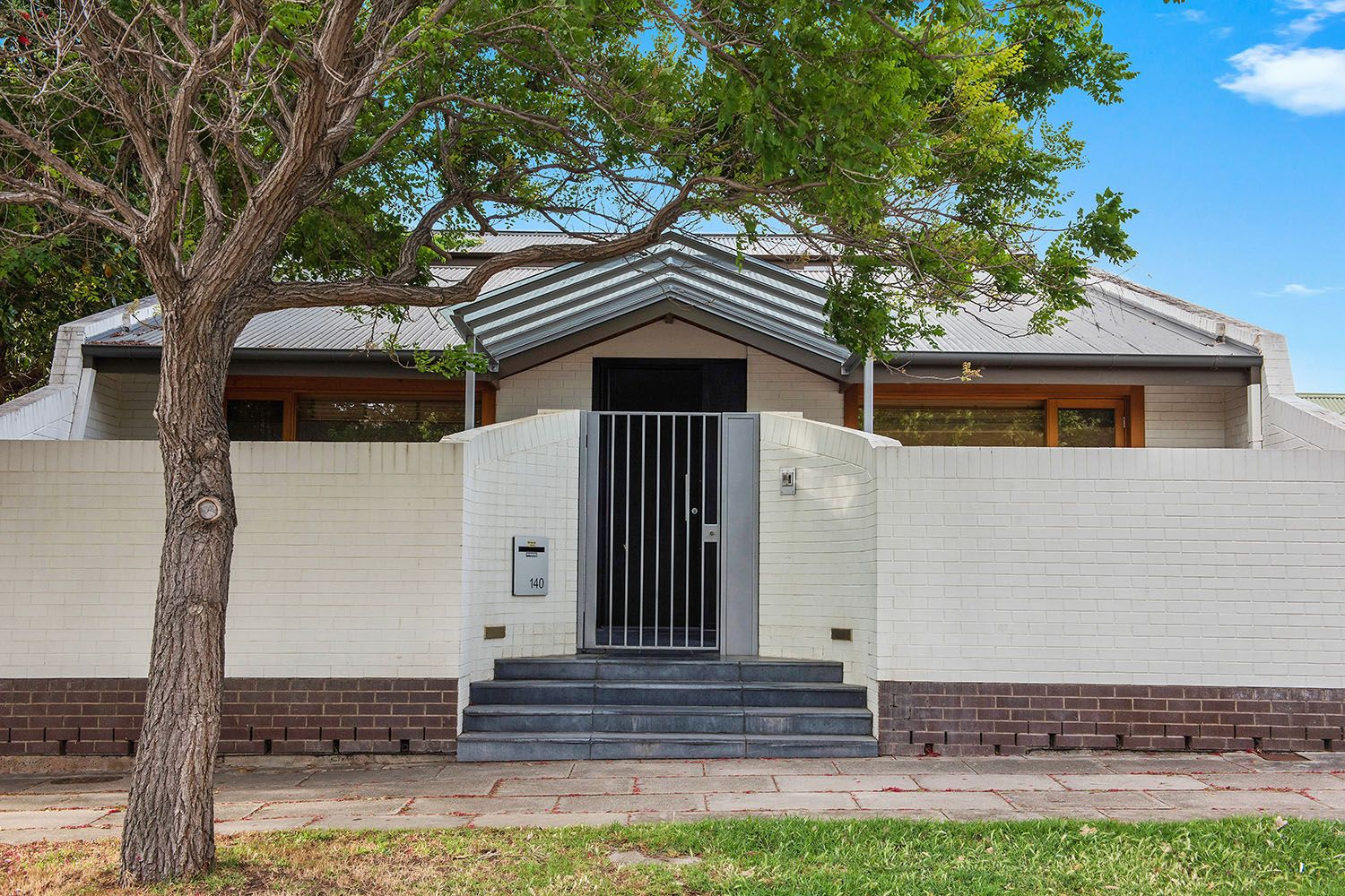 Real Estate For Sale 140 Molesworth Street North Adelaide , SA