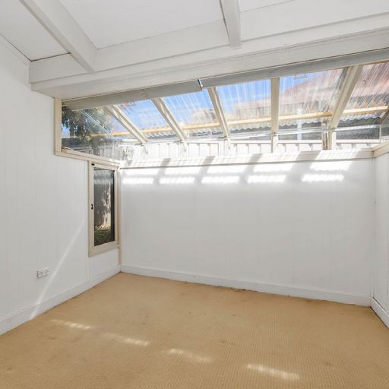 23 Noonan Street, Queanbeyan Ian McNamee & Partners Pty Ltd