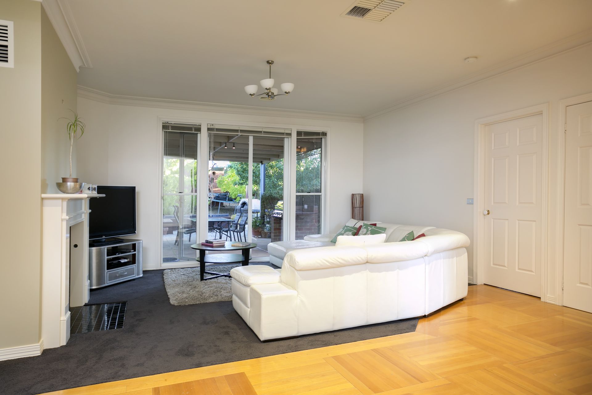 13 Penzance Avenue, Golden Square DCK Real Estate