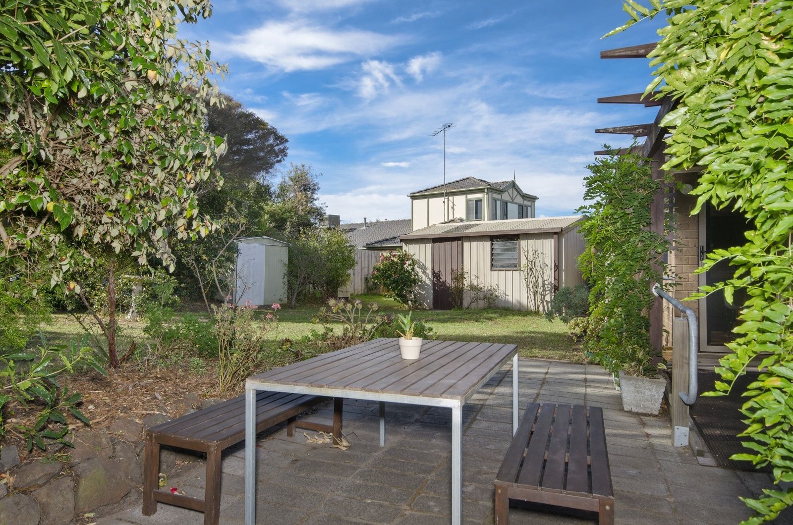 Sold property 470000 for 24 Arcturus Road Ocean Grove , VIC 3226
