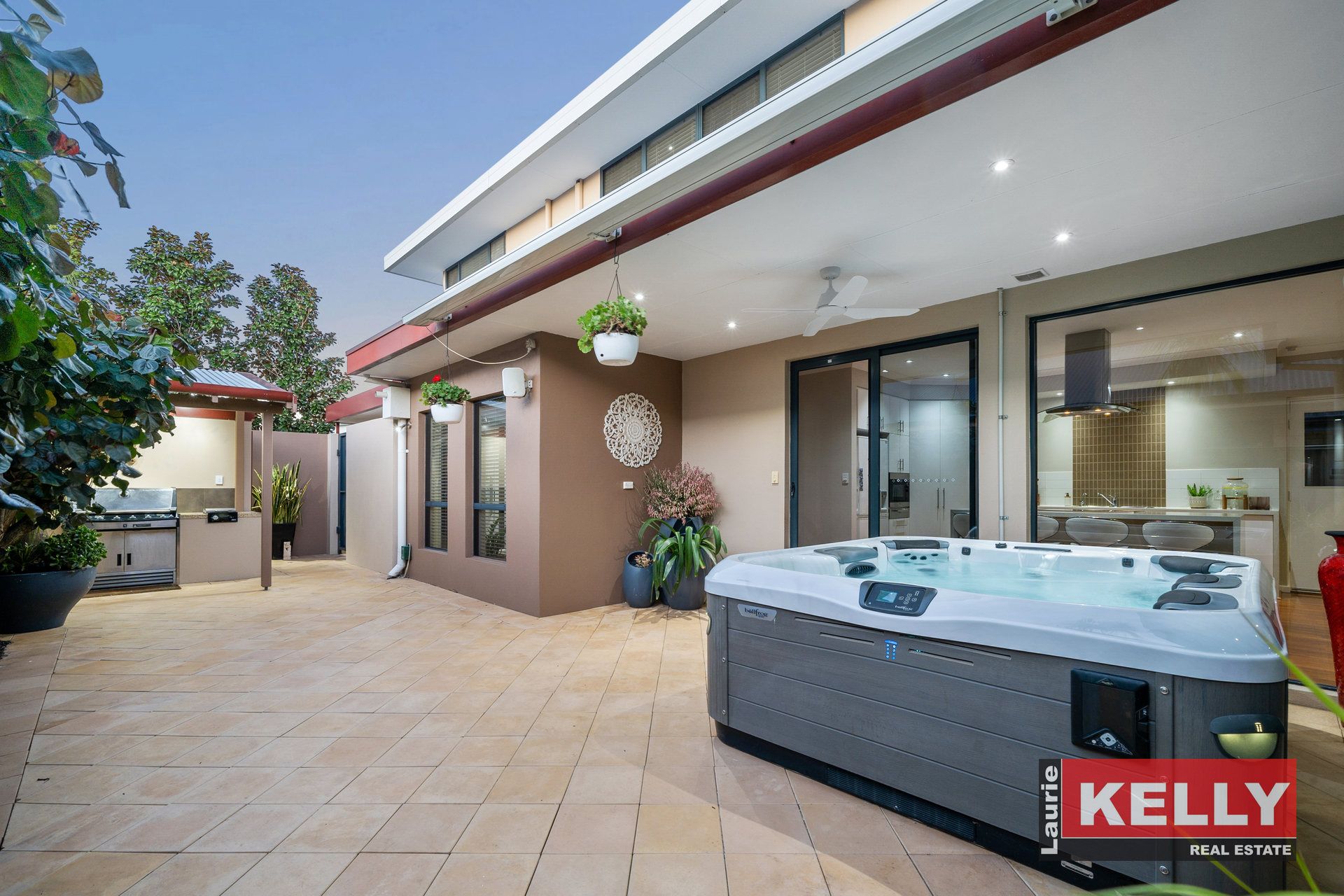 266 Knutsford Avenue, Kewdale Laurie Kelly Real Estate