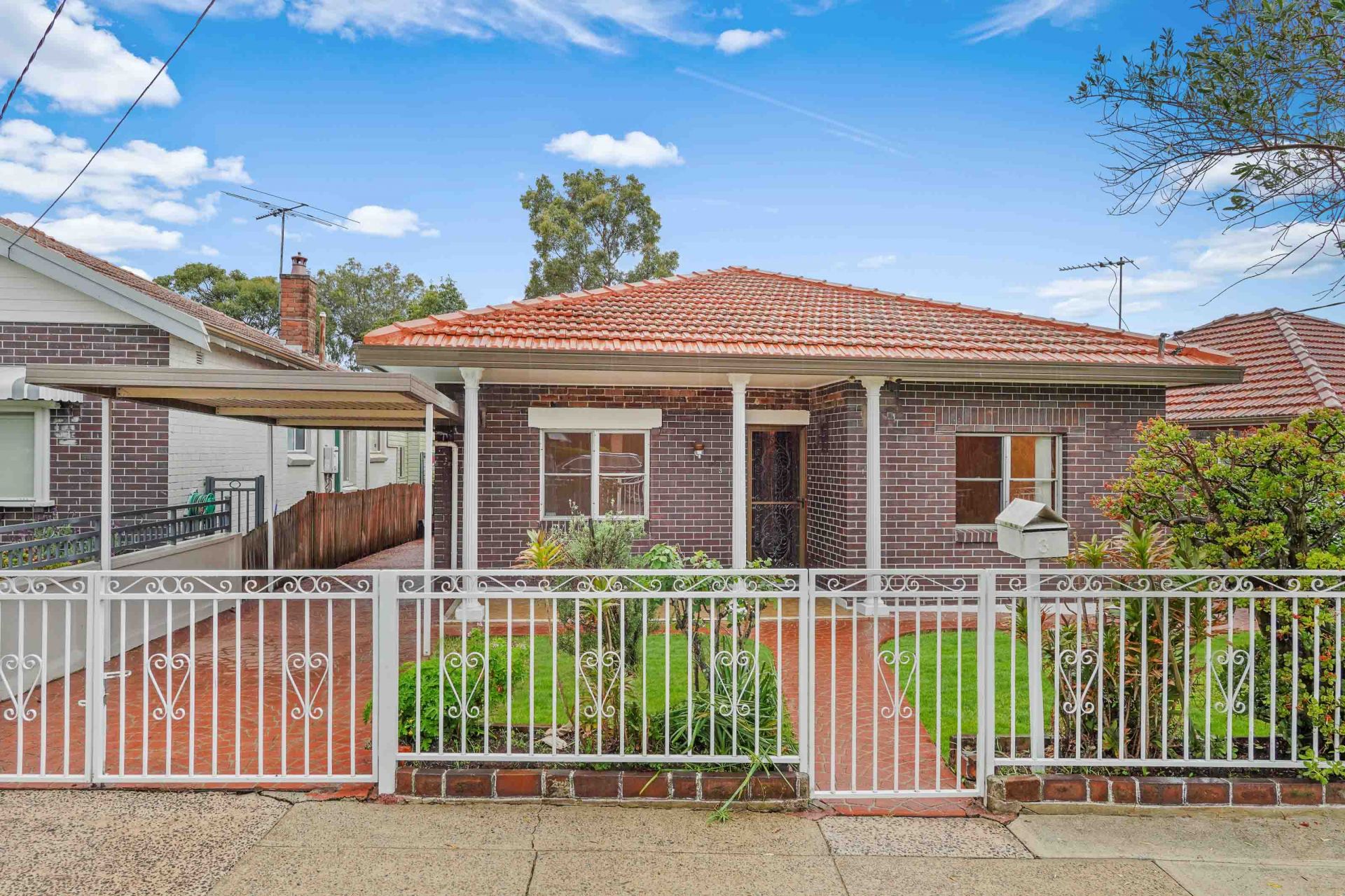 Real Estate For Lease 3 Schofield Avenue Earlwood , NSW