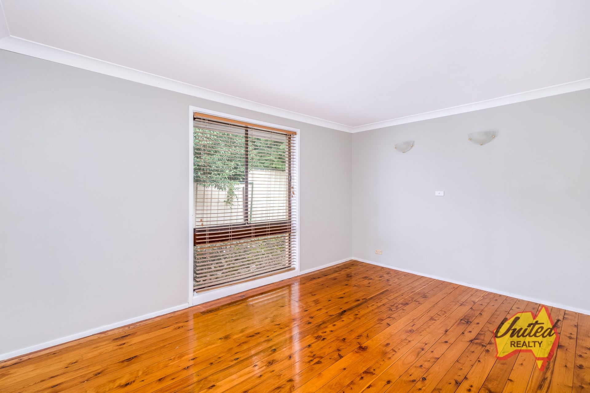 2 Silverdale Road, Wallacia United Realty