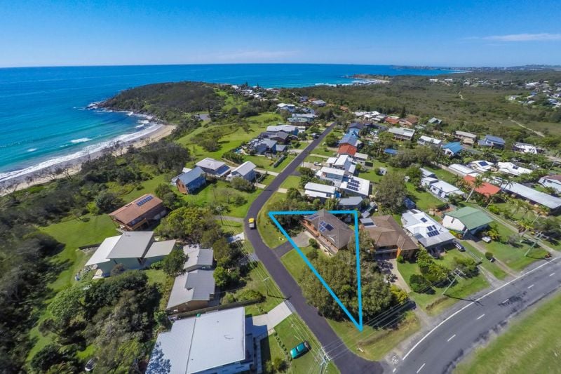 Real Estate For Sale 2 Fuller Street Arrawarra Headland , NSW