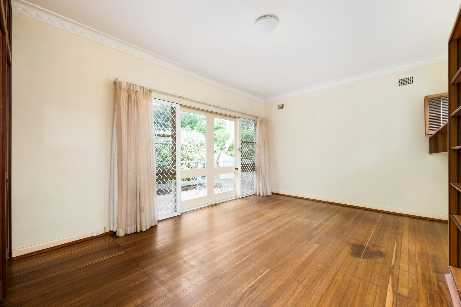 69 Eton Road, LINDFIELD McConnell Bourn Pty Ltd