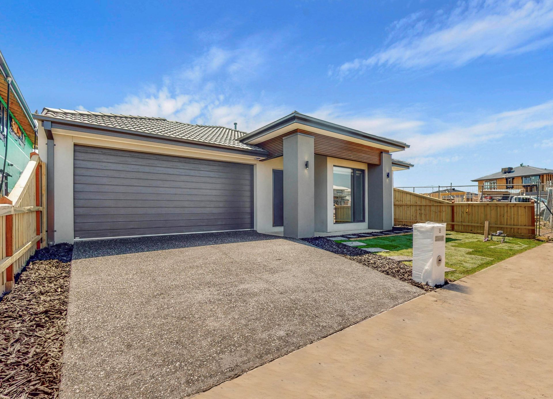 8 Ecology Crescent, Officer OBrien Real Estate