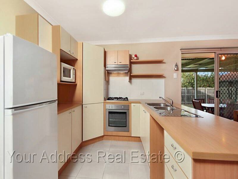 Real Estate For Sale 4 McIntyre Street Hillcrest , QLD