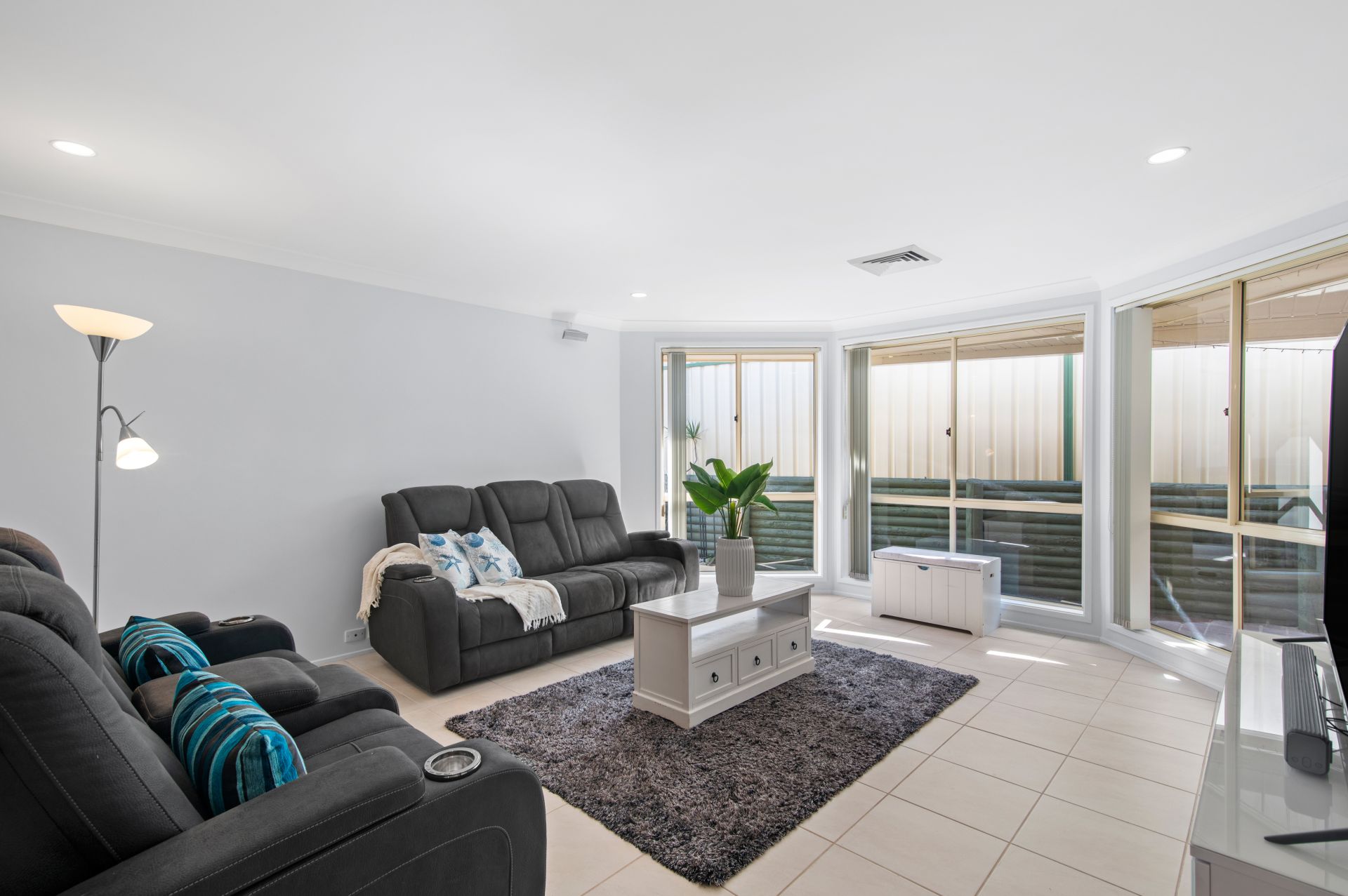 39 Morley Avenue, Bateau Bay Whiteman Property