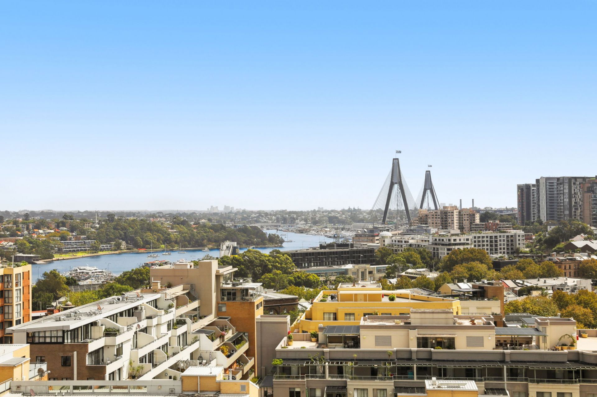 1505/50 Murray Street, Pyrmont City Living