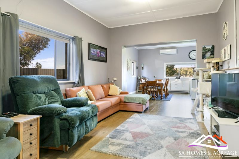 Residential Simmons Realty