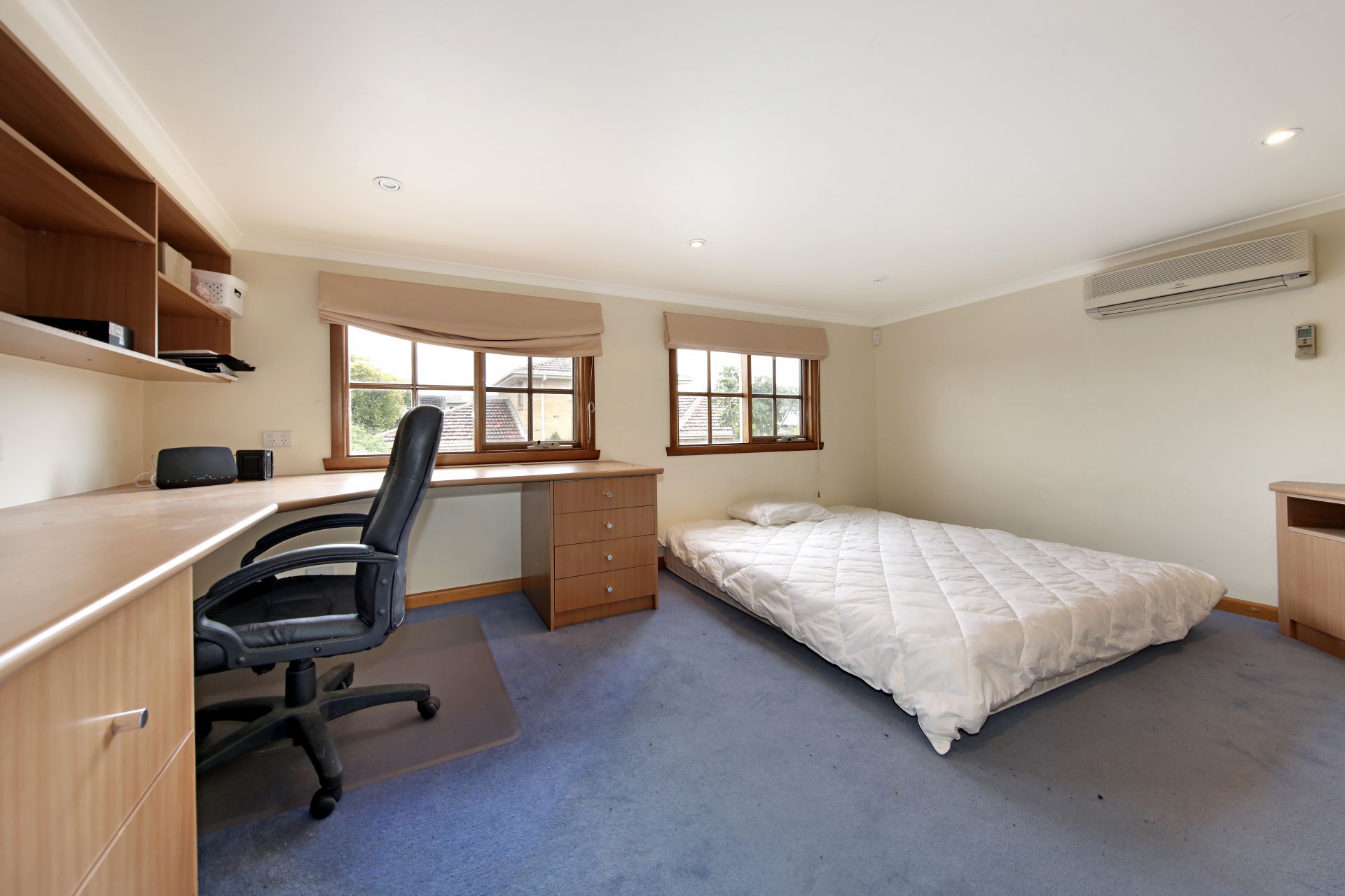 12 Normanby Road, Bentleigh East OBrien Real Estate