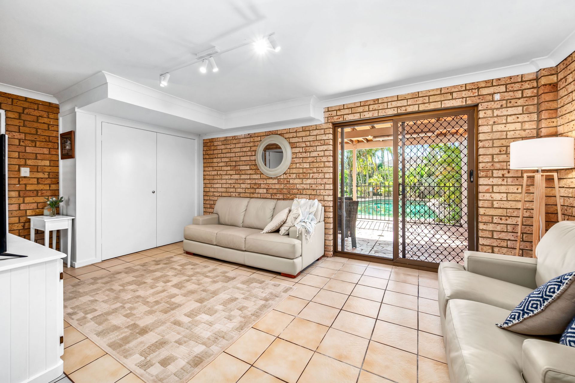 81 Caves Beach Road, Caves Beach 3Realty Lake Macquarie