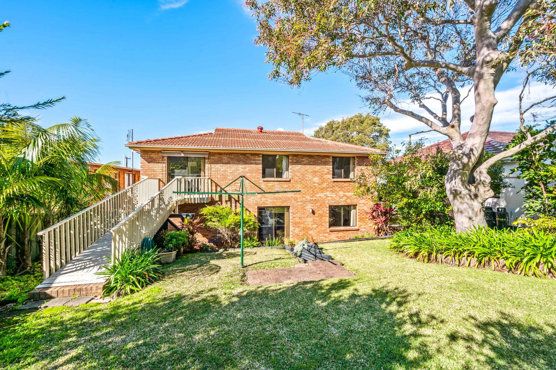 8 New Street, Caves Beach 3Realty Lake Macquarie