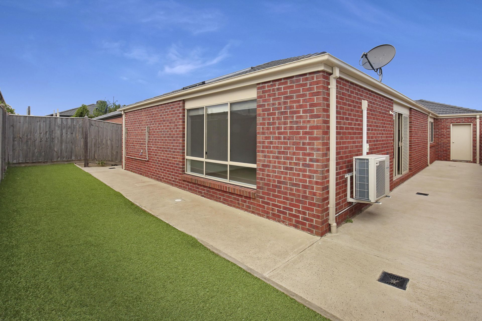 Real Estate For Sale 3 Pearce Road Wollert , VIC