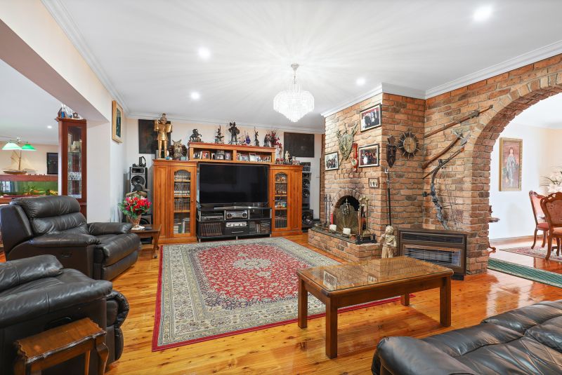 Real Estate For Sale 3 Jull Place St Helens Park , NSW