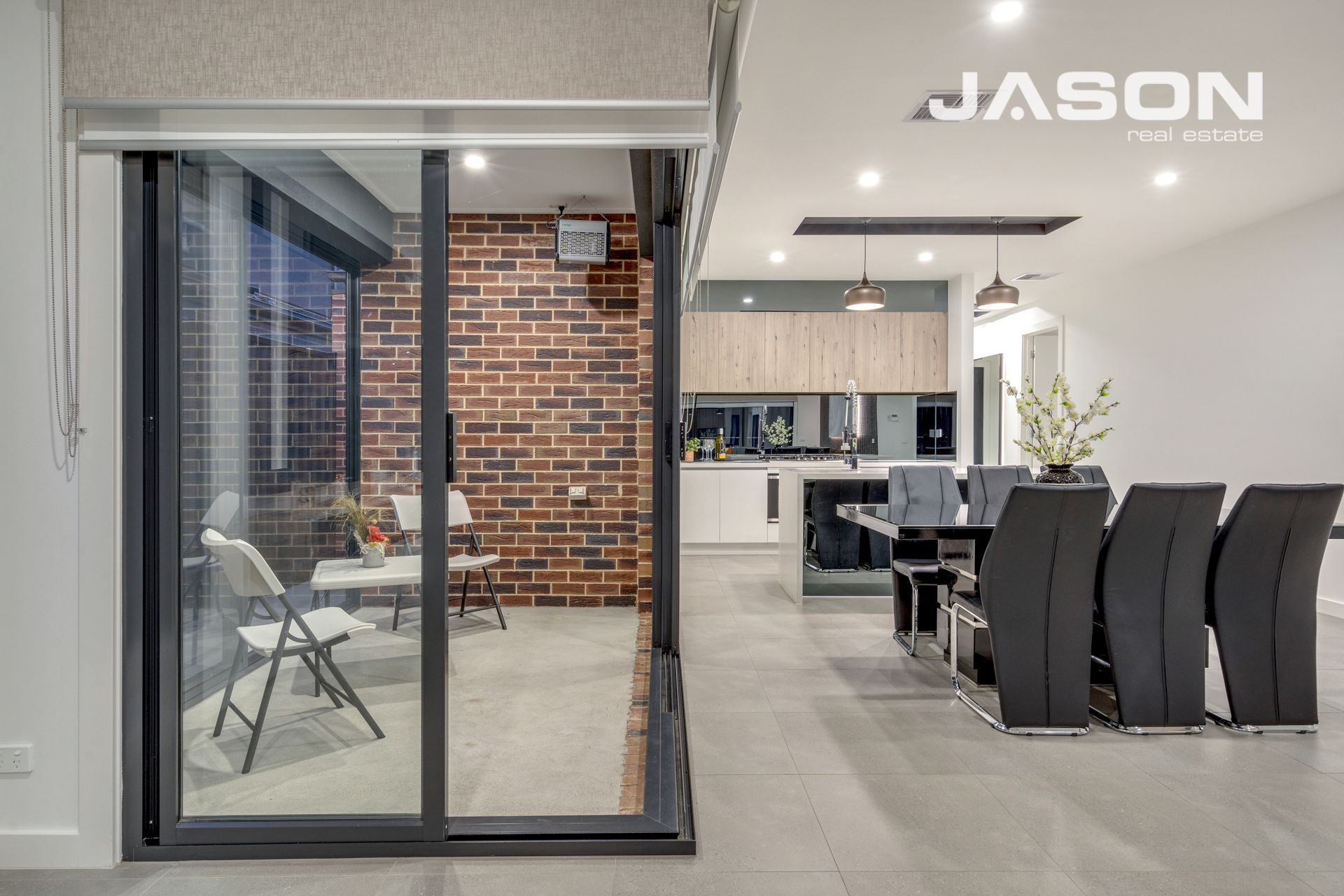 33 Crestwood Road, Greenvale Jason Real Estate