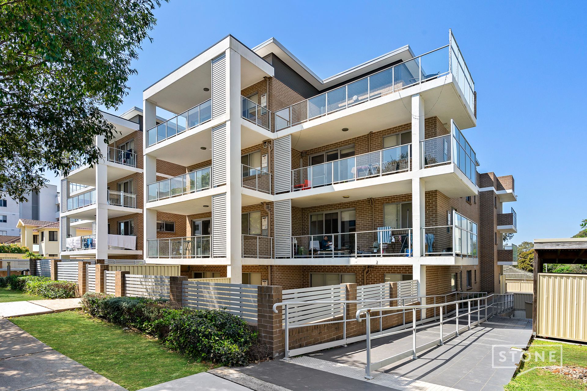 Real Estate For Sale 302/1115 Robilliard Street Mays Hill , NSW