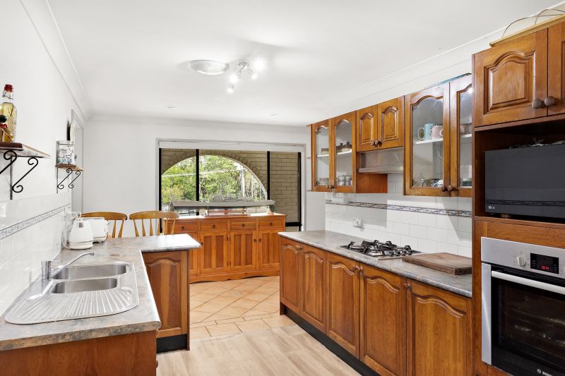 Real Estate For Sale 300 Bruce Crescent Wallarah , NSW