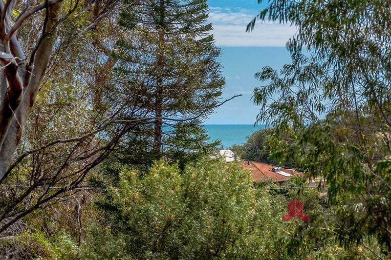 Real Estate For Sale 10 Zenner Place Binningup , WA