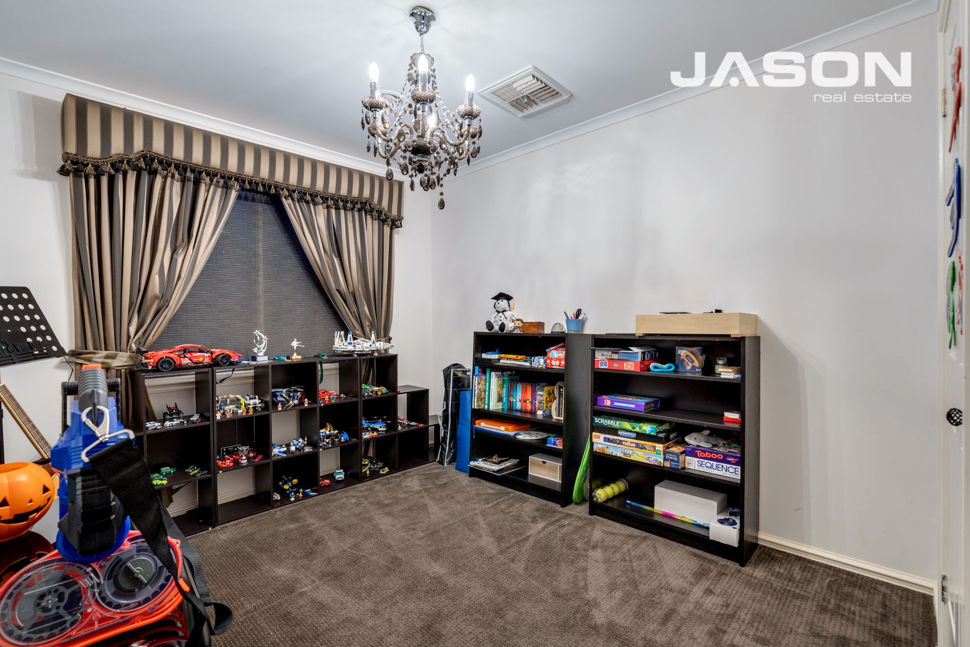 16 Hartley Crescent, Greenvale Jason Real Estate