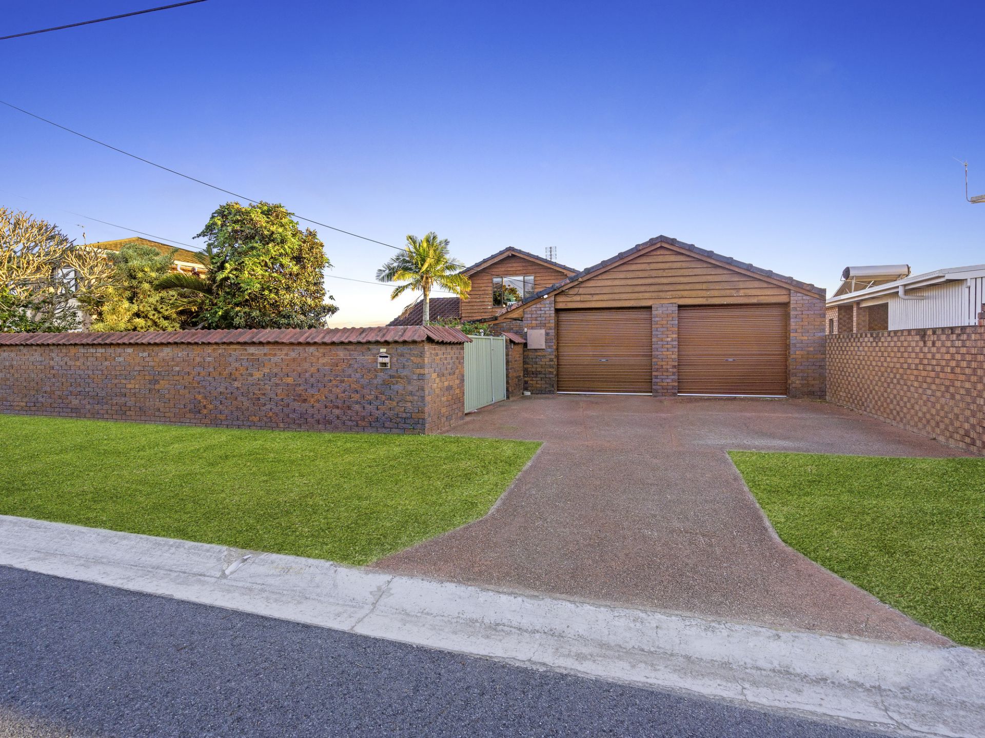 18 The Esplanade, Jacobs Well Amir Prestige Group