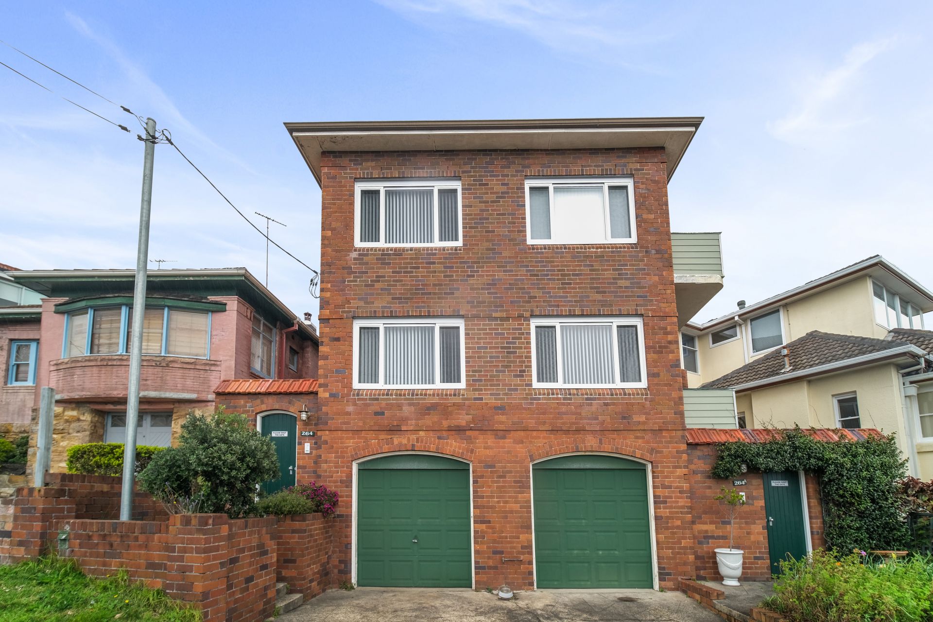 Real Estate For Lease 264 Military Road Dover Heights , NSW