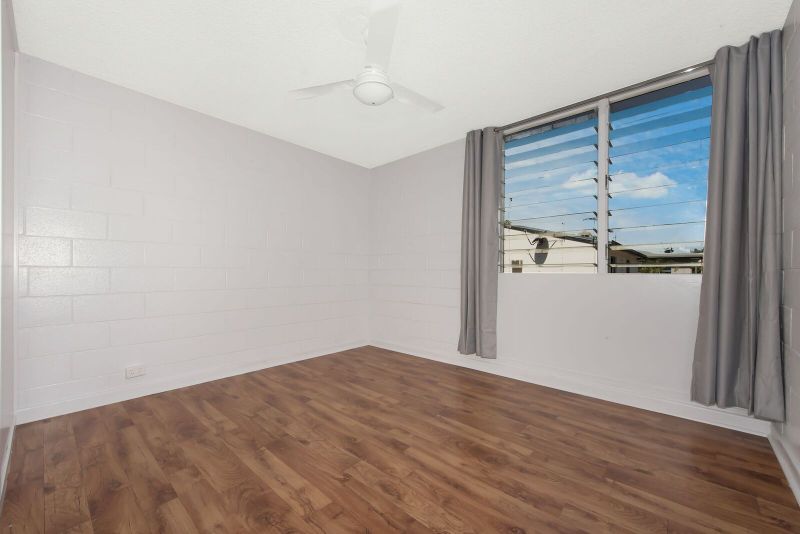 4/9 Warburton Street, North Ward Harcourts Kingsberry Townsville