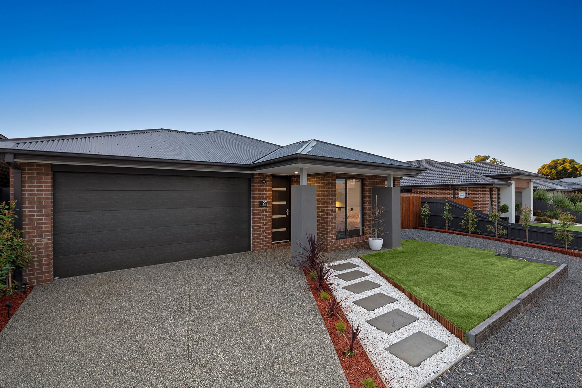 27 Nessie Balfour Terrace, Somerville OBrien Real Estate