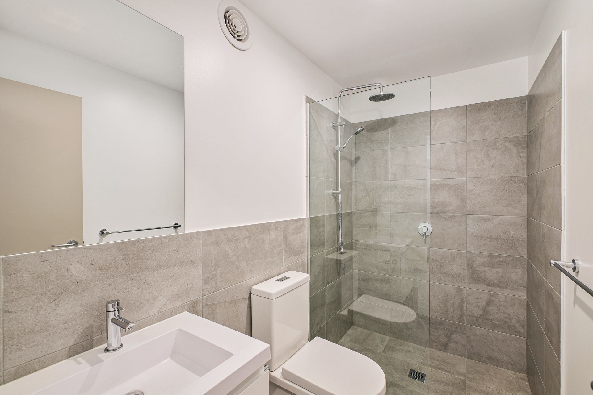 Real Estate For Sale 1/4 Hastings River Drive Port Macquarie , NSW