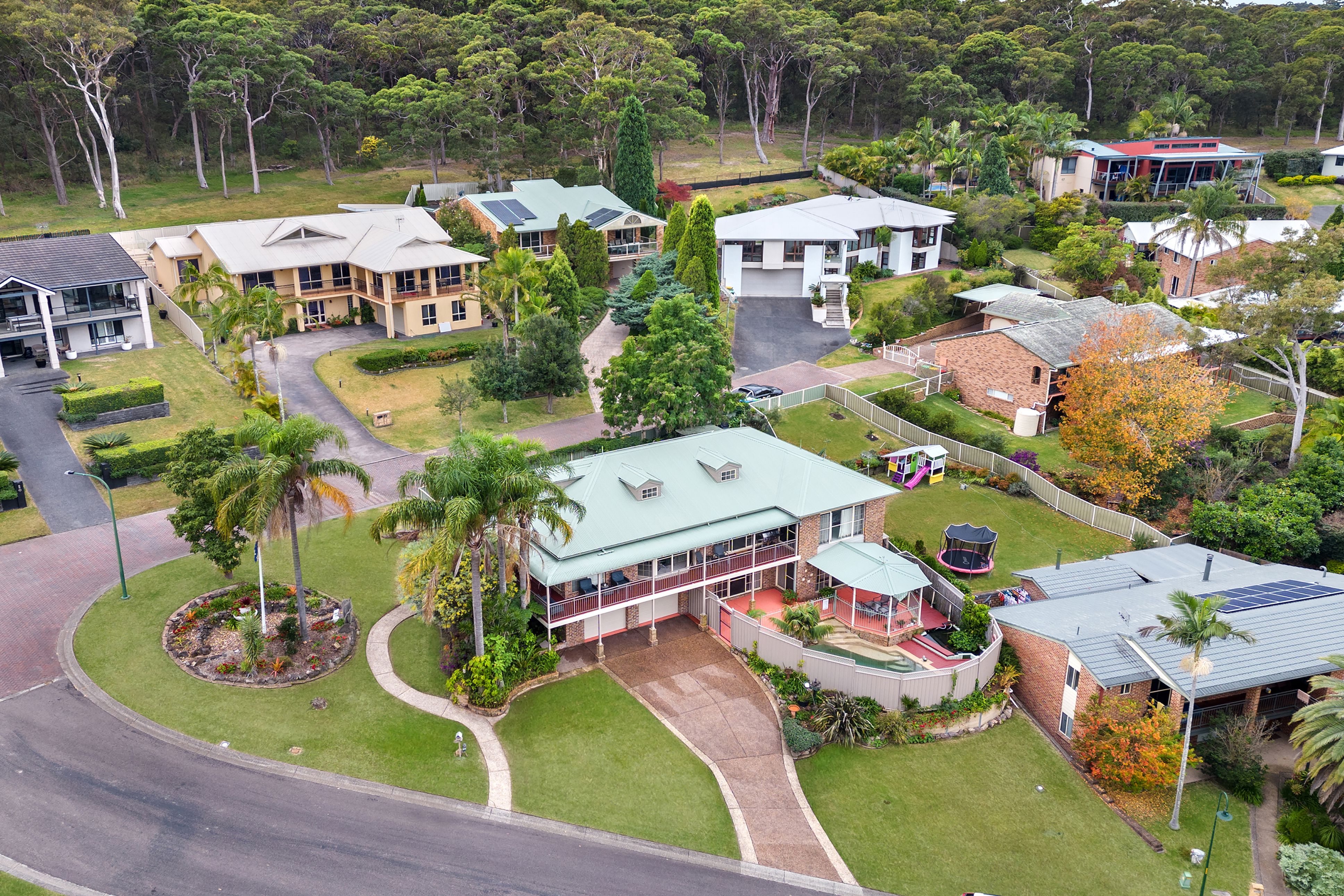 Real Estate For Sale 16 Hawkeshead Way Lakelands , NSW