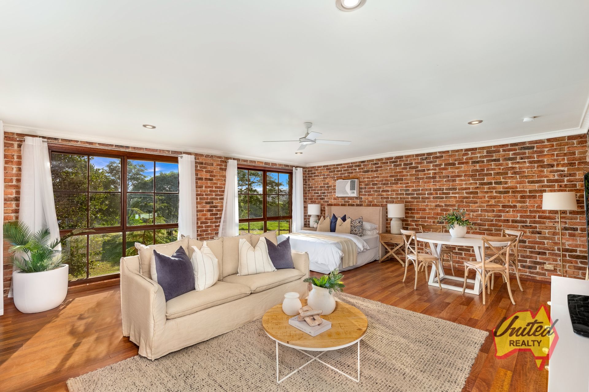 10 Glenworth Place, Theresa Park United Realty