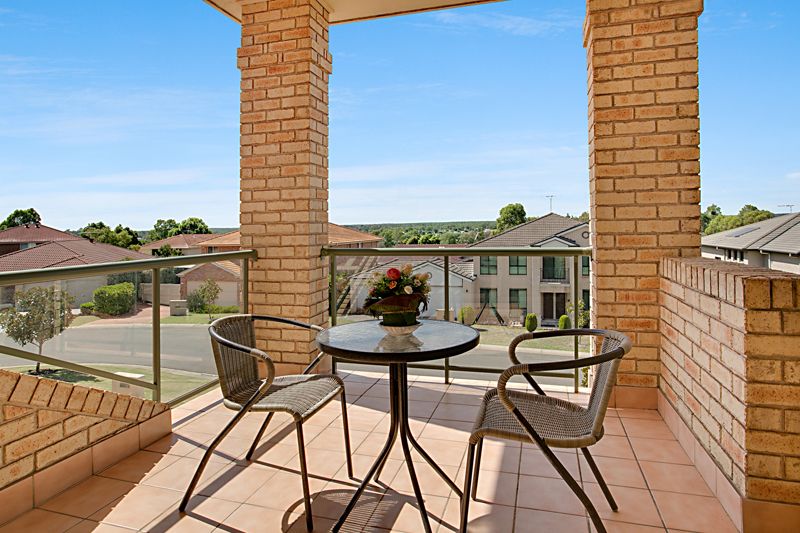 Real Estate For Sale 8 Homestead Circuit Macquarie Links , NSW