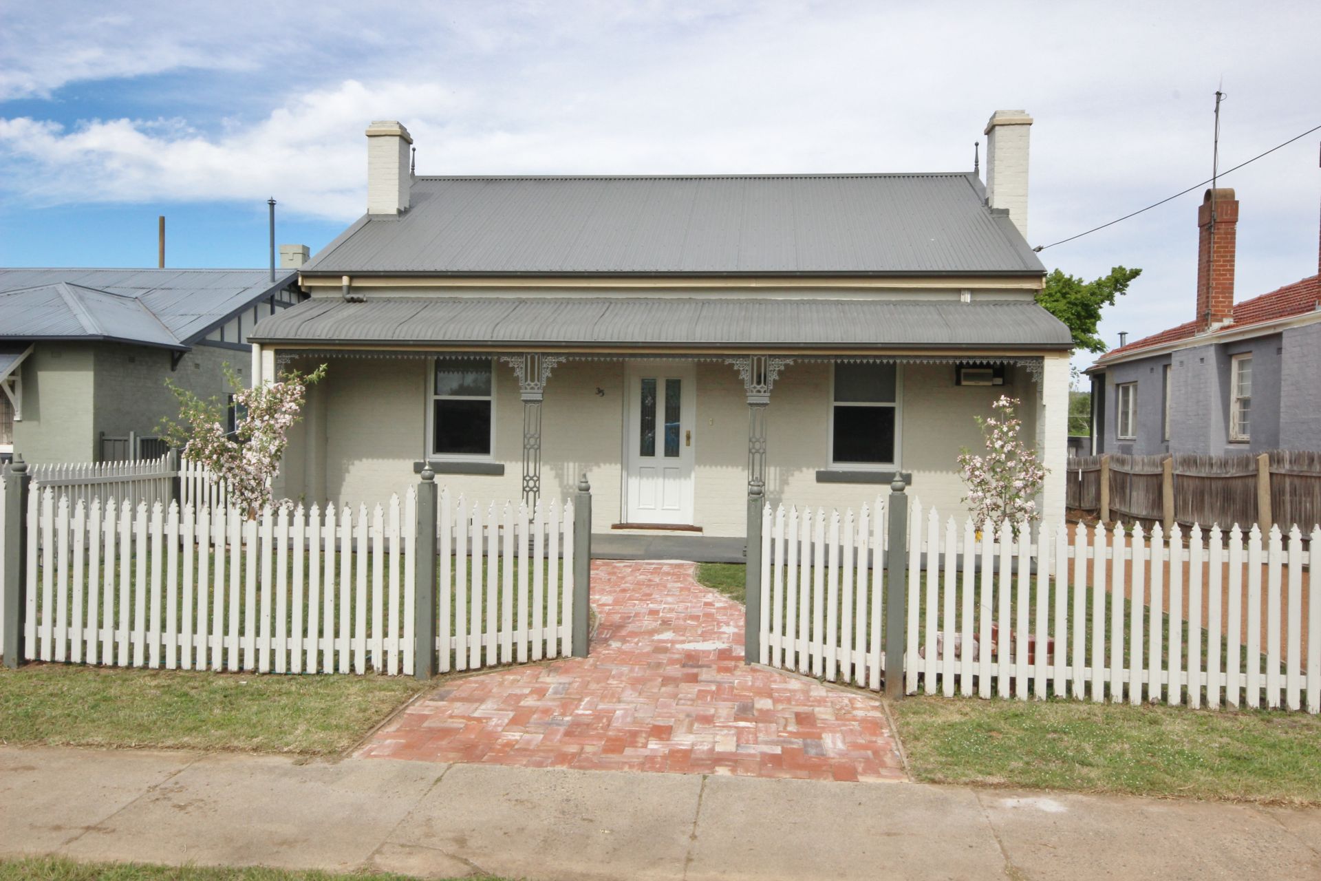 35 Belmore Street, Goulburn Goulburn First National Real Estate