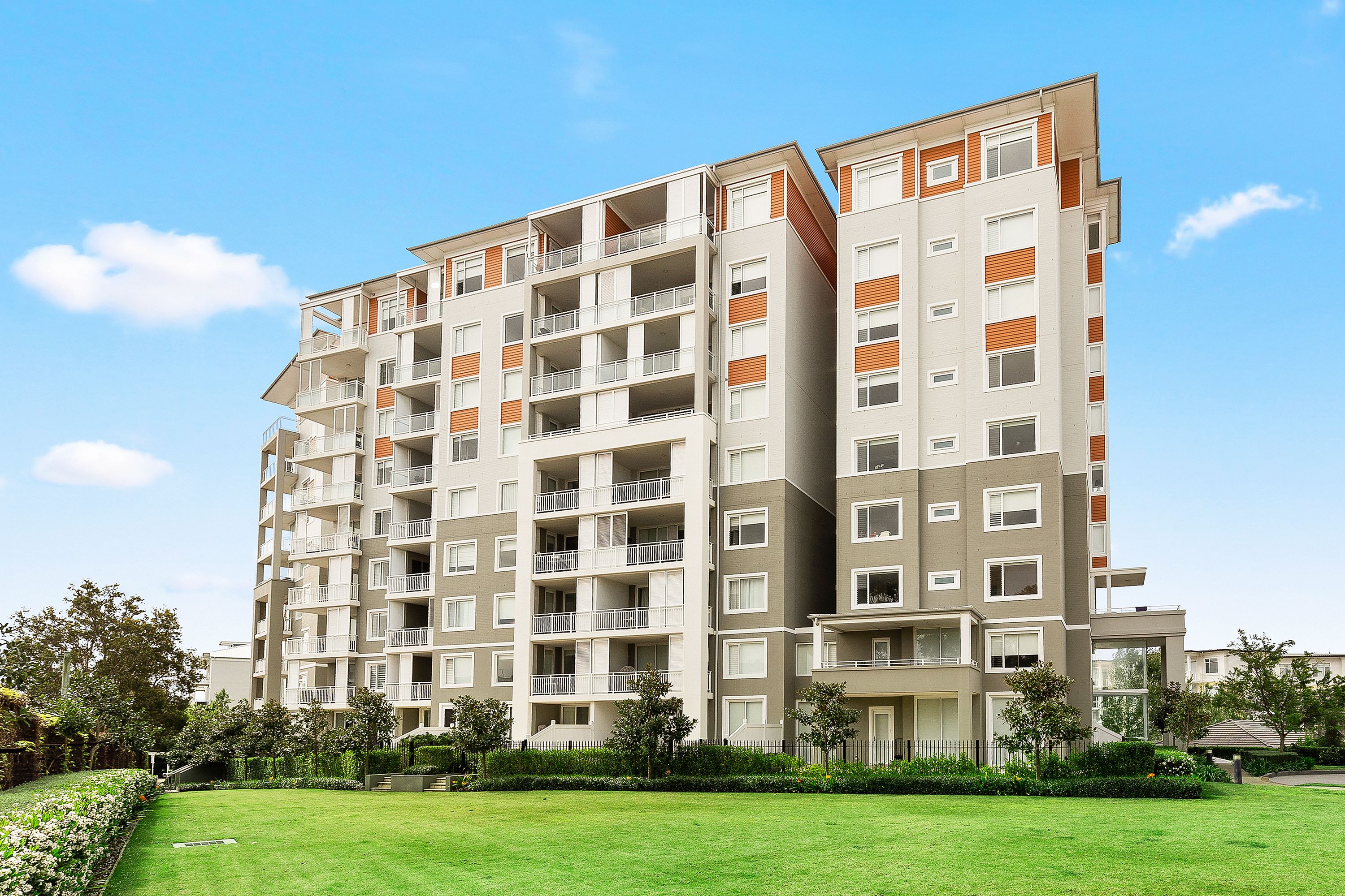 Real Estate For Sale 602/18 Woodlands Avenue Breakfast Point , NSW